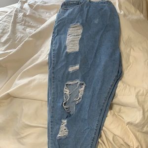 ripped mom jeans size 22/24